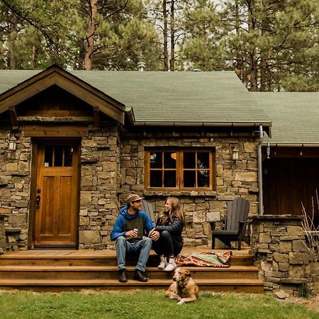 Lake Creek Lodge Camp Sherman エクステリア 写真