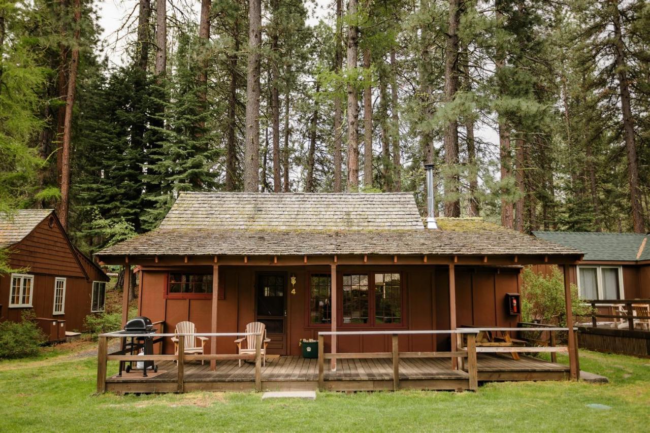 Lake Creek Lodge Camp Sherman エクステリア 写真