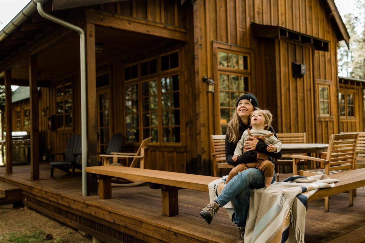 Lake Creek Lodge Camp Sherman エクステリア 写真