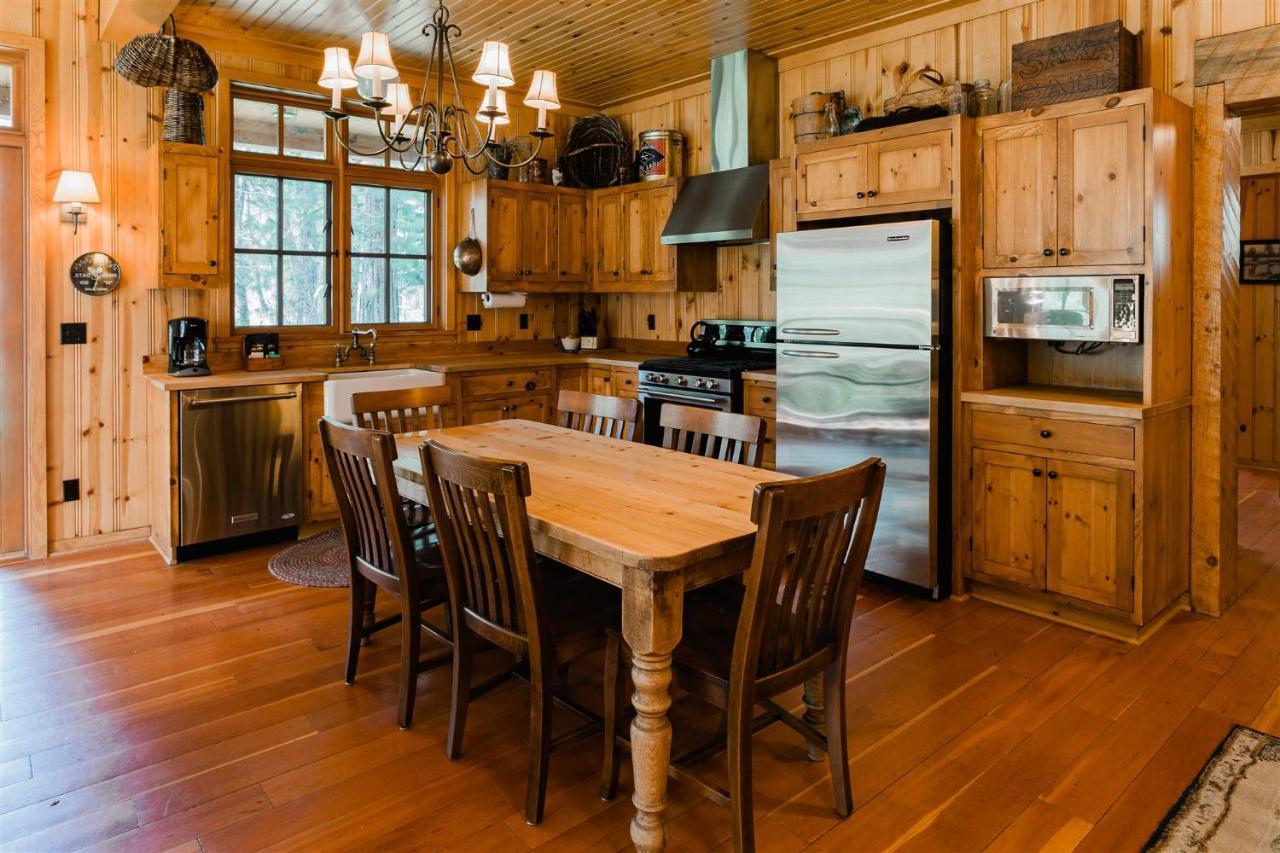 Lake Creek Lodge Camp Sherman エクステリア 写真