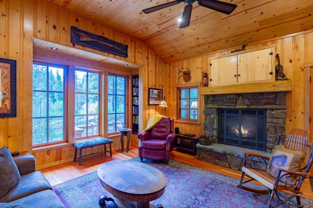 Lake Creek Lodge Camp Sherman エクステリア 写真
